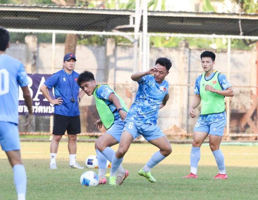 AZ4A3117 U22 Việt Nam tập luyện hăng say chiều 7/12