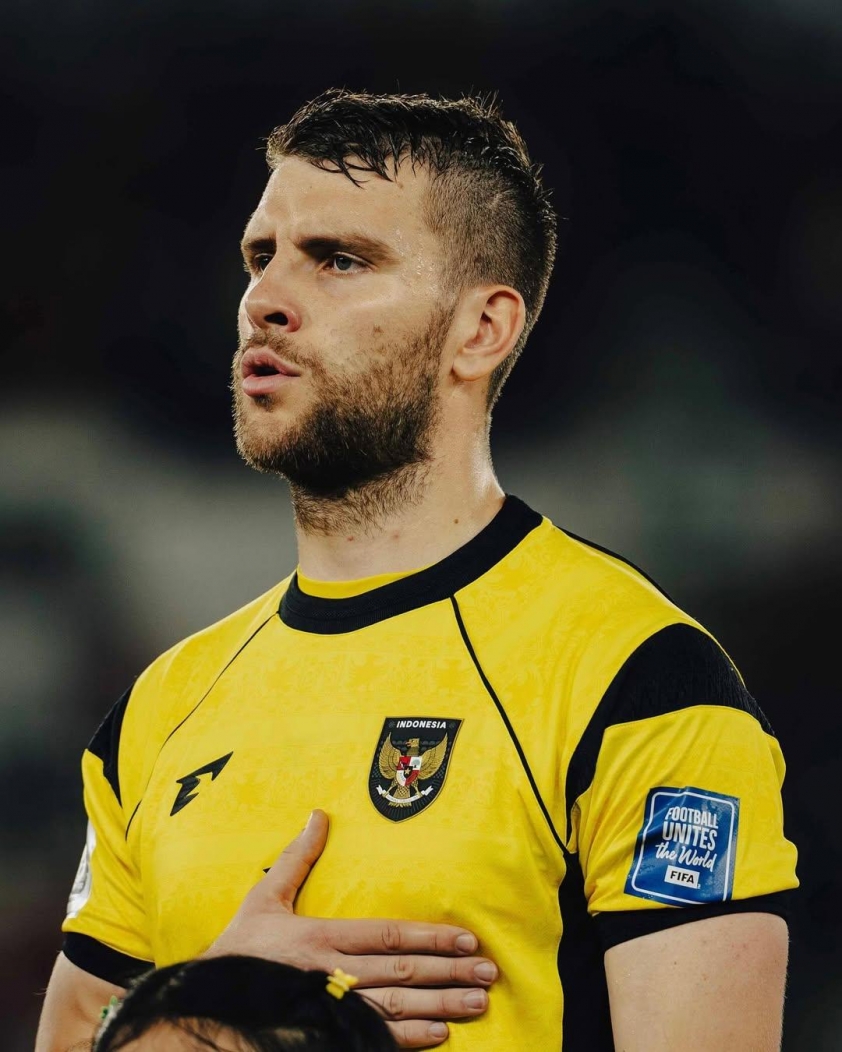 Maarten Paes cùng Ajax